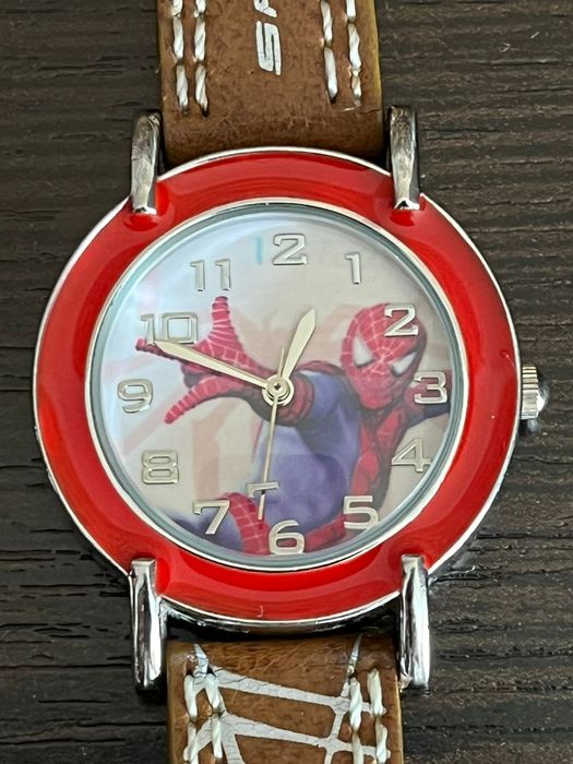 Детские часы Marvel