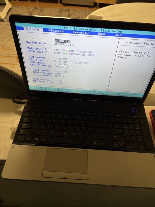 Samsung NP300E5Z-A02KZ
