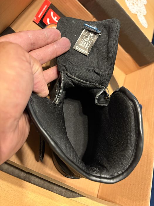 Дамски мото обувки нови