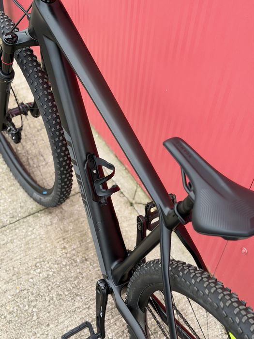 Bicicleta Hardtail Cube Carbon C62 Full Xt