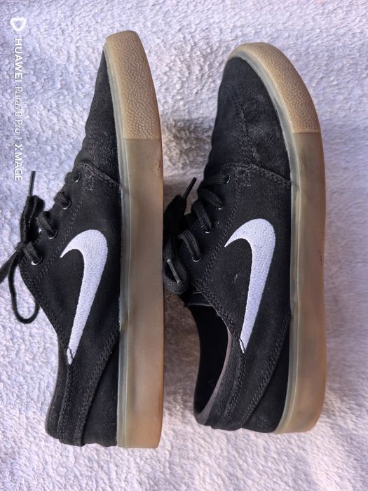 Мъжки маратонки (гумени) nike номер 42 стелка 26.5см като нови