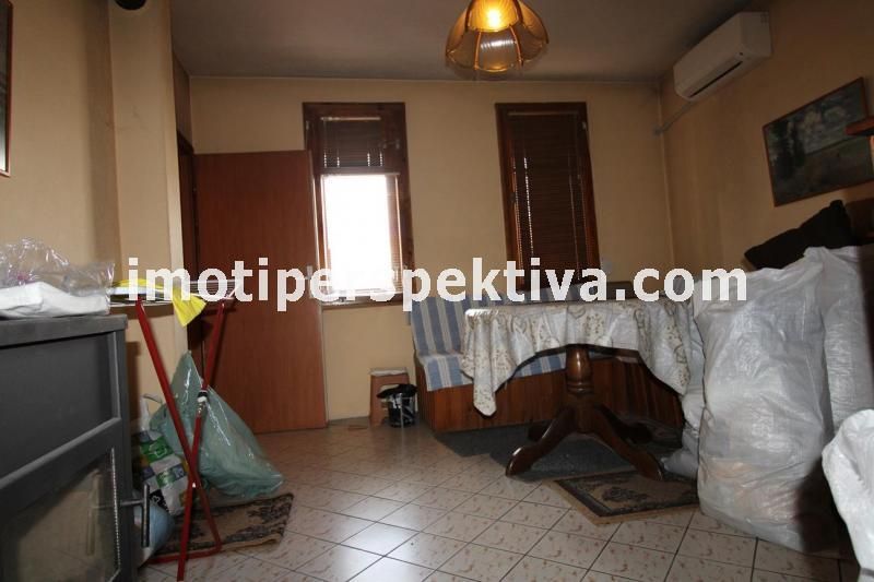 Продава се Къща в Пловдив, Център - 380 кв.м за 790 €/кв.м - Снимка #6
