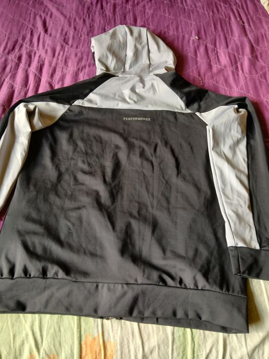 Спортен анцунг еластичен моден дизайн