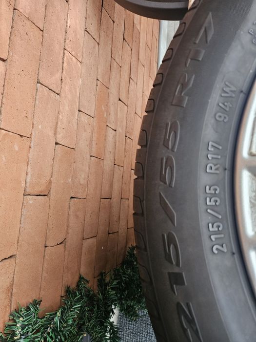 Ocazie! Set 4 anvelope VARĂ  Pirelli Cinturato P7 215/55 R17 94W –