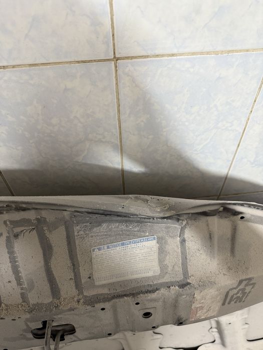 Капот сатылады TOYOTA RAV4