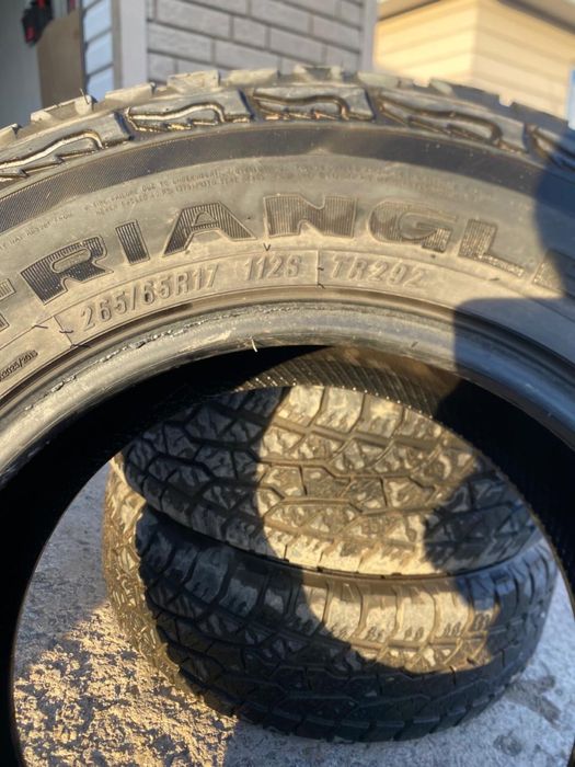 Продам комплект шин Triangle TR292
