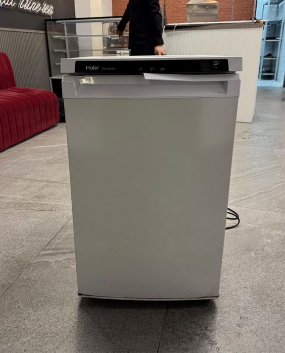 Мини морозильник и мини холодильник