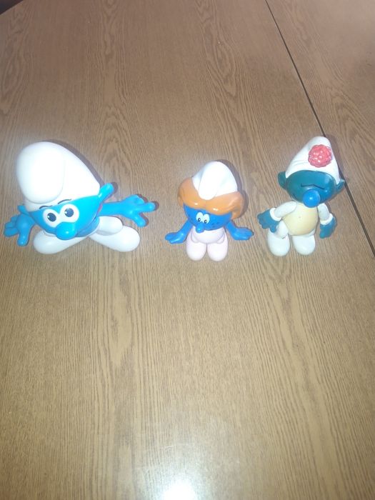 Играчки - смърфове,оловни войници и други