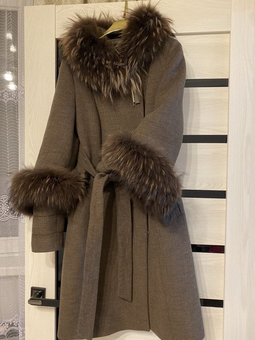 Продам пальто