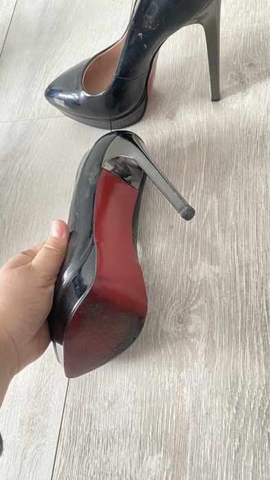 Лаковые туфли