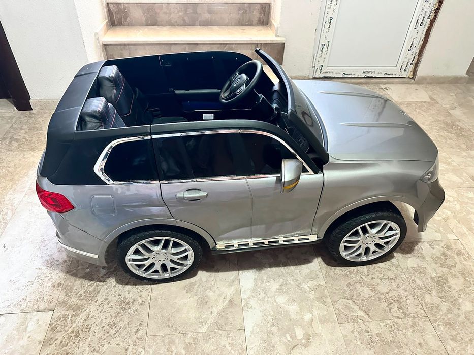 Акумулаторен джип Mercedes
