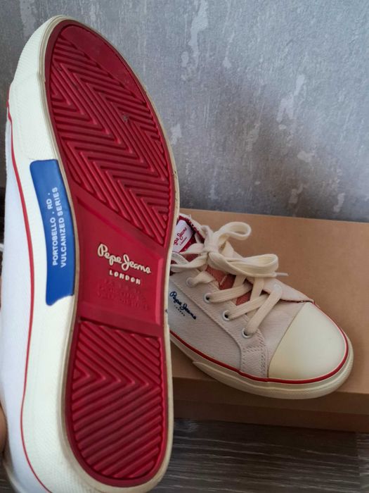 Pepe Jeans оригинални дамски платнени ниски кецове - размер 40