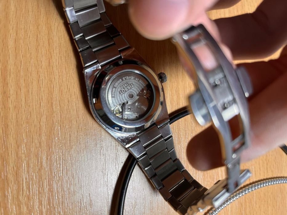 Сағат сатылады торг