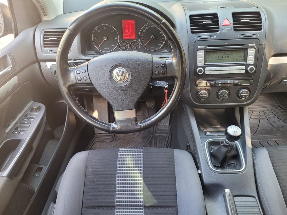 VW GOLF 5 UNITED, Mașină Nefumători Bine Întreținută, Unic Proprietar, Adusă din Germania