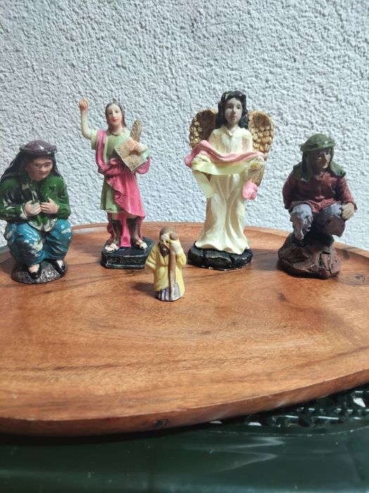 Lot 5 statuete sfinți vechi + Înger – frumoase, cu patină!
