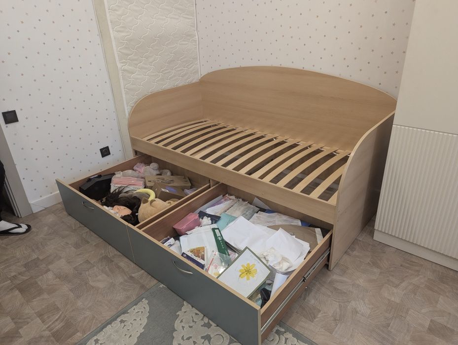 Кровать односпальная 190*90