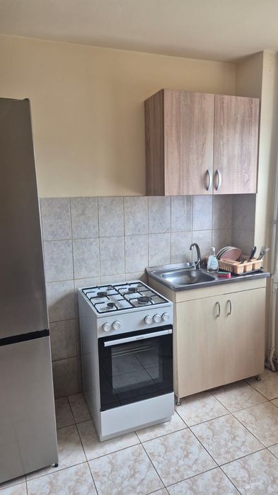 De inchiriat apartament 2 camere