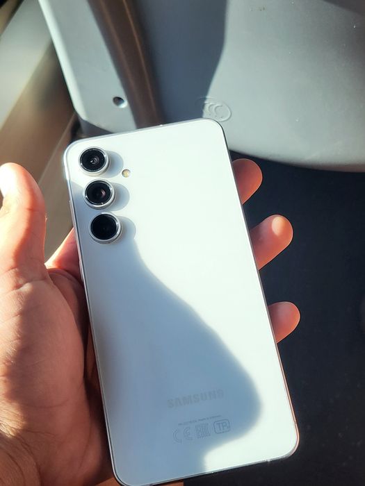 Samsung s24Fe 128