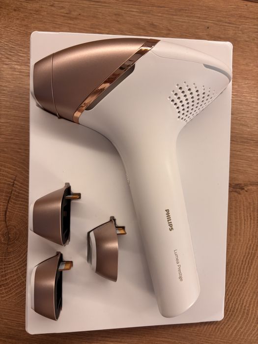 Epilator IPL Philips Lumea Prestige BRI956/00