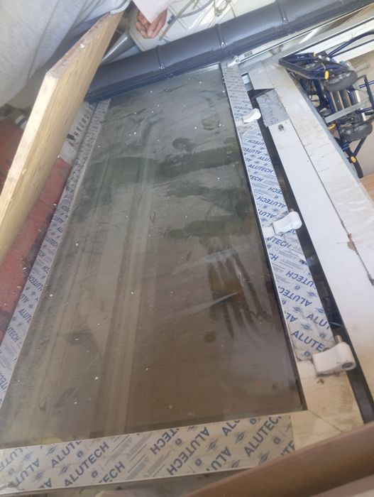 Дверь двусторочный алюмин.