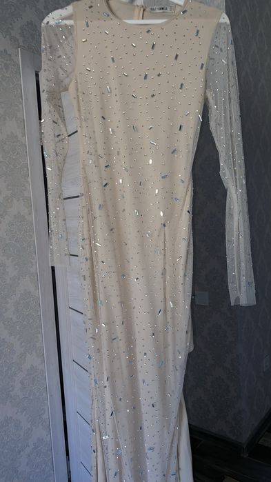 •Вечернее платье