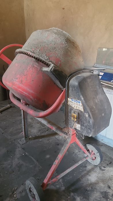Продам бетономешалку
