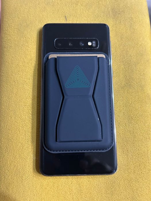 Самсунг с10 Samsung s10