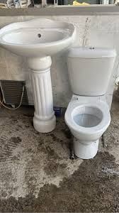 Унитазы раковины б/у в отличном состоянии