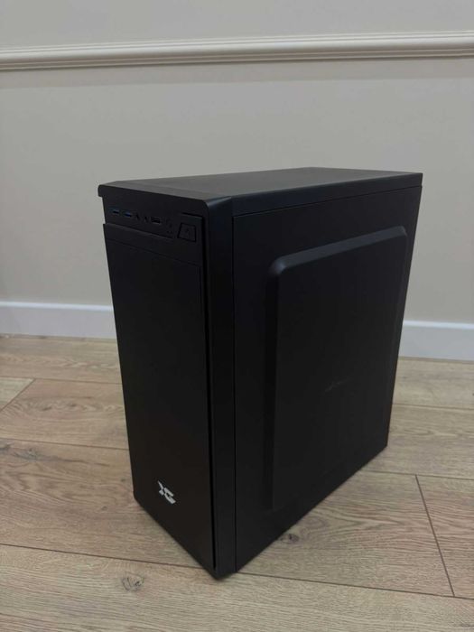 Продам ПК, мониторы почти Новые