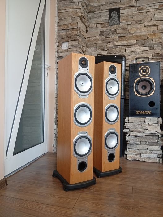 Тонколони MONITOR AUDIO Silver RS-8