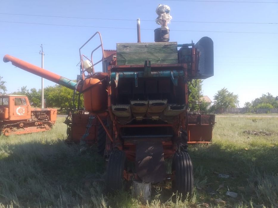 Продам комбайн Енисей