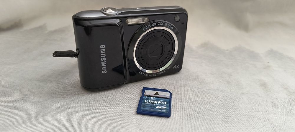 Цифров фотоапарат Samsung ES25