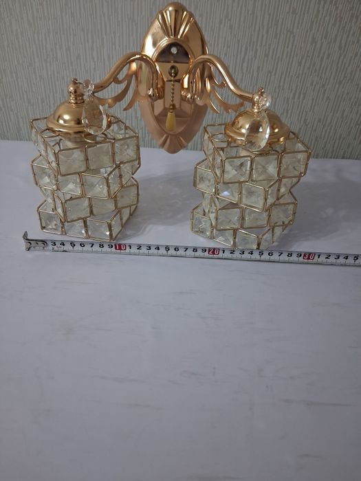 Продам светильник, бра