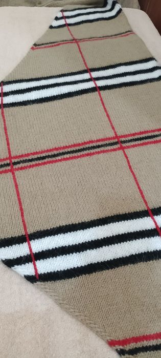 Платок в стиле Burbarry