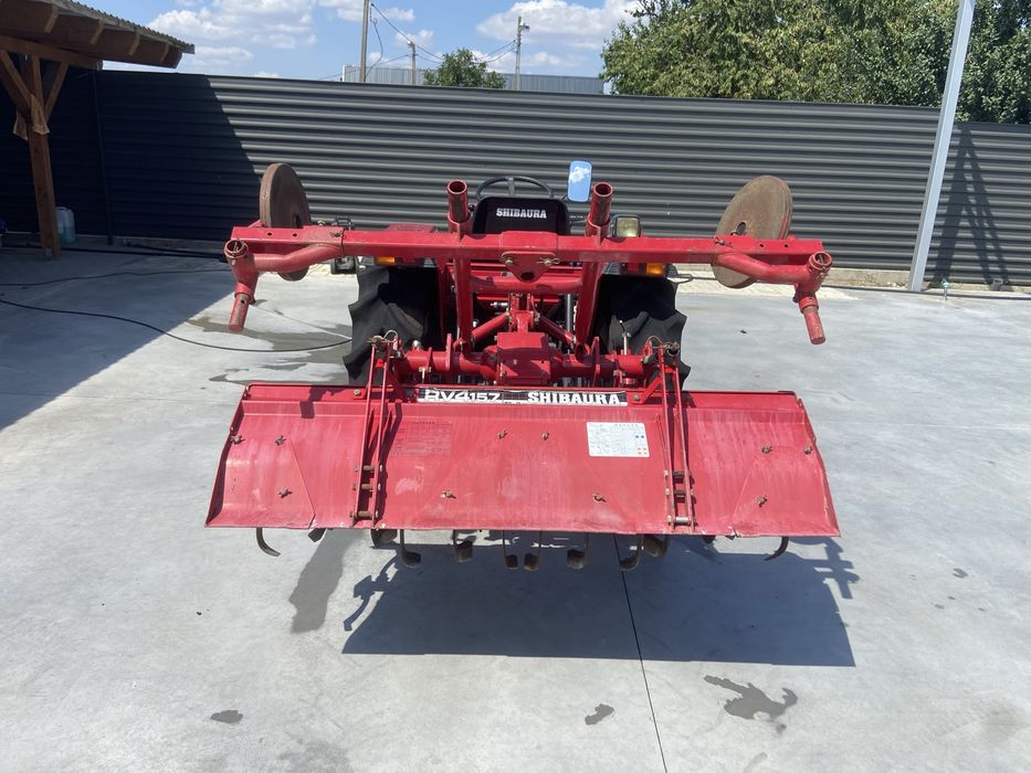Tractor japonez Shibaura D235, 4x4, 23cp, + freza