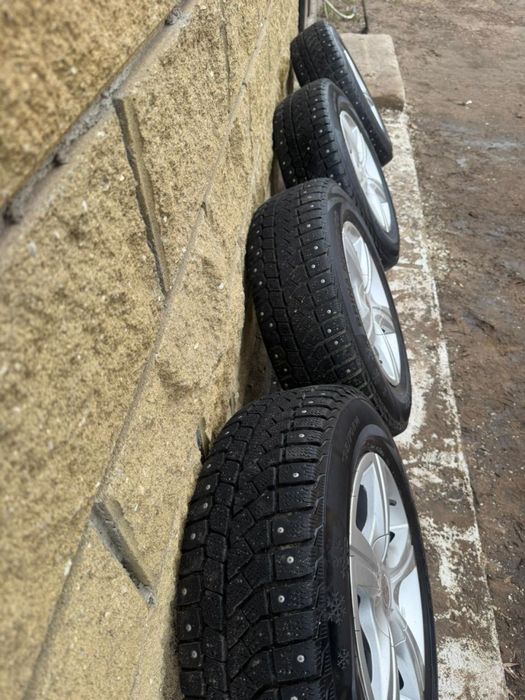 Продам резину с дисками