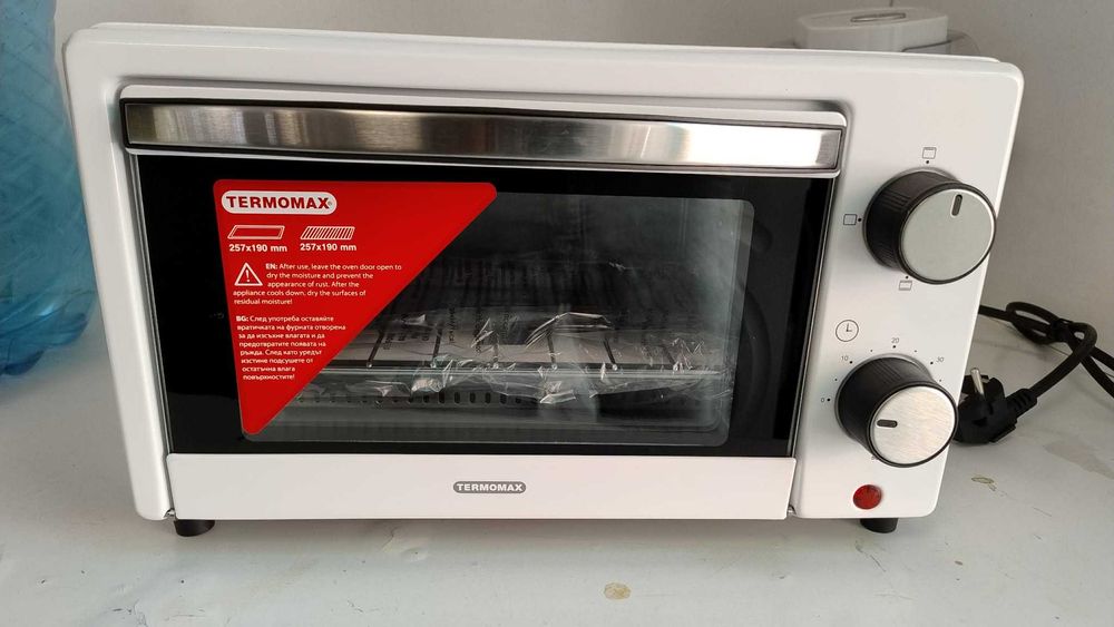 Чисто нова малка-компактна Фурна Termomax с двойно стъкло 650W