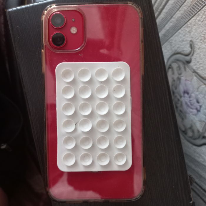 Продам  Айфон 11