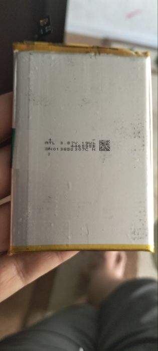 Продам аккумулятор от vivo y21