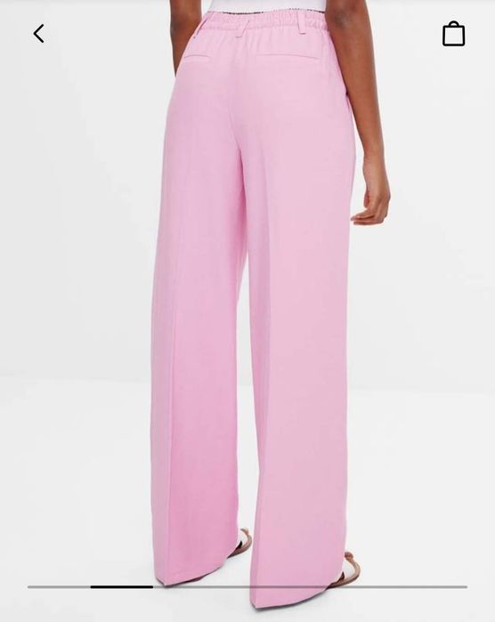 Нов розов панталон Bershka