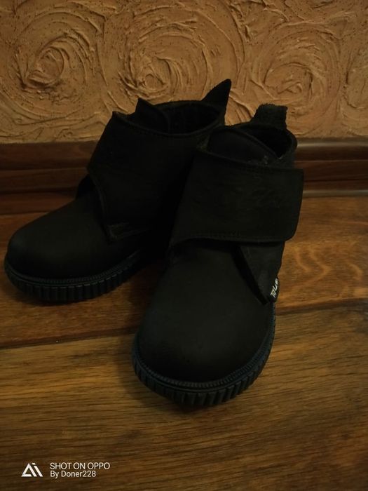 Продам  ботинки "Tiflani".