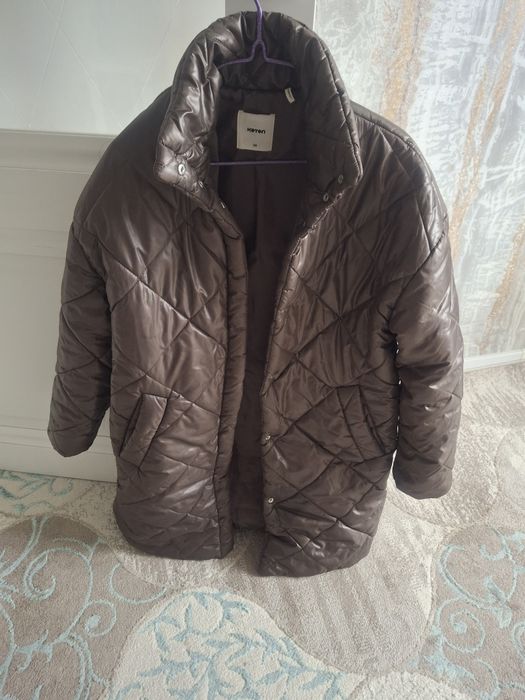 Продам вещи куртки кофты брюки