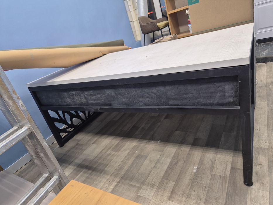 Шкаф.Стол.Тумбочка