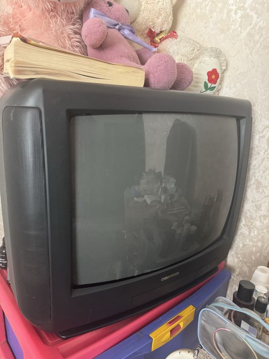 Daewoo телевизор ……….