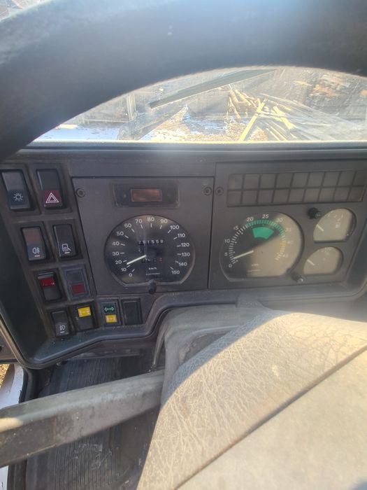 Vand Iveco basculabil 3 parti 35E10