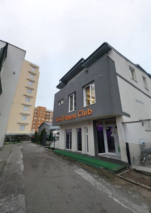 Spațiu comercial de vânzare