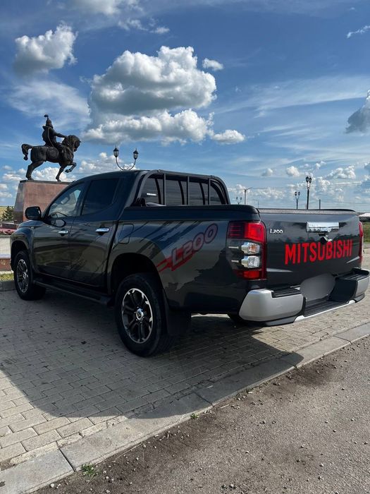 Продам Mitsubishi l200