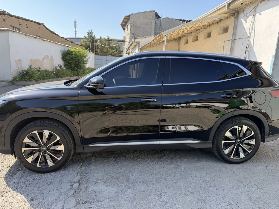 Byd song plus ev champion smart