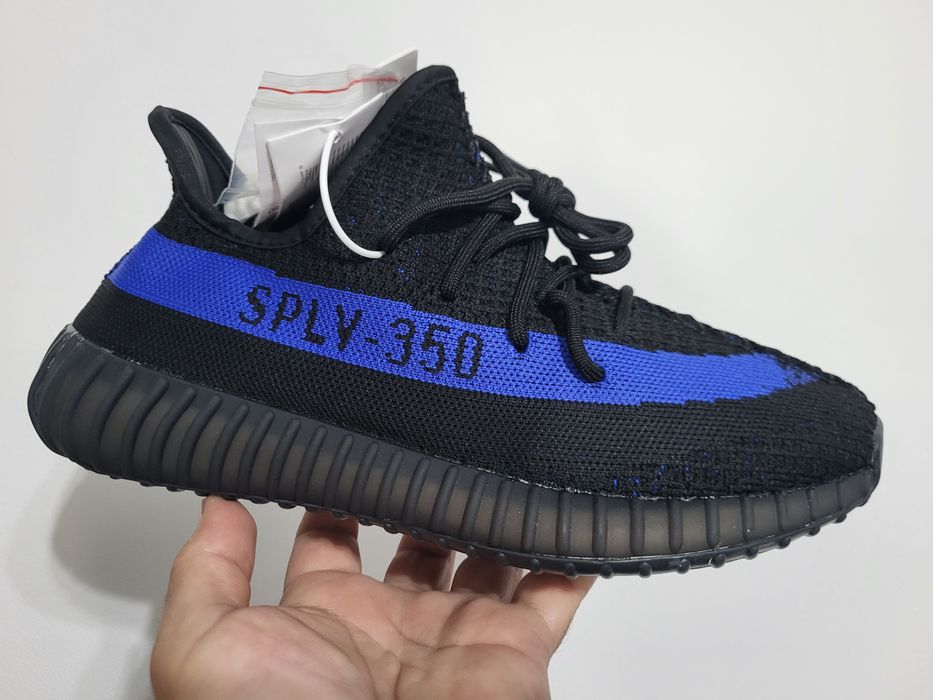 Adidas Yeezy Boost - unisex