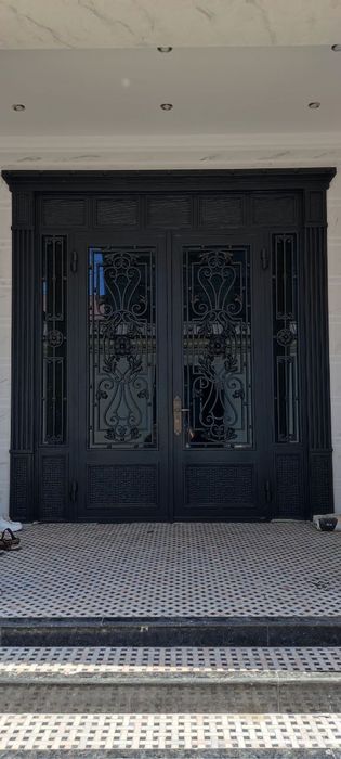 Изготовление Навесы перила двери ворота разной сложности и размеров.